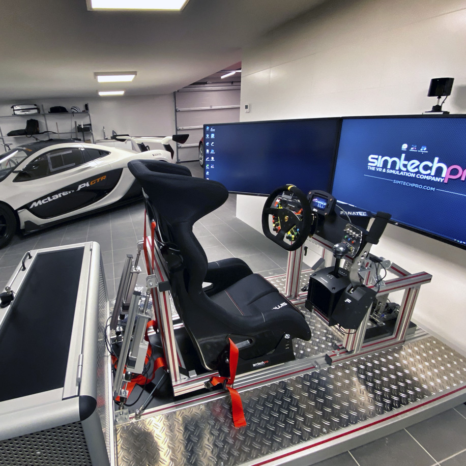 Simtechpro lanza un simulador de conducción profesional también